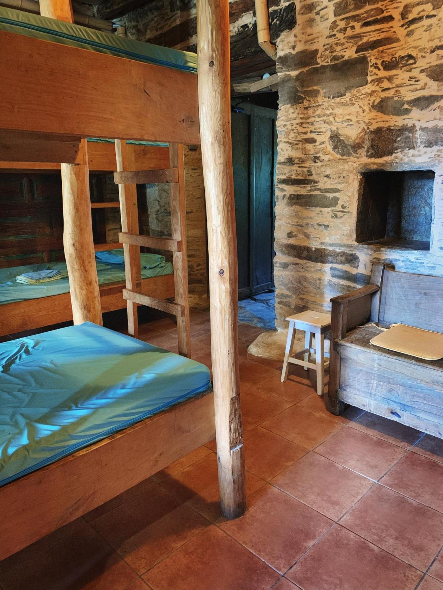Albergue Eco El Beso - Vegano Tríacastela Dış mekan fotoğraf